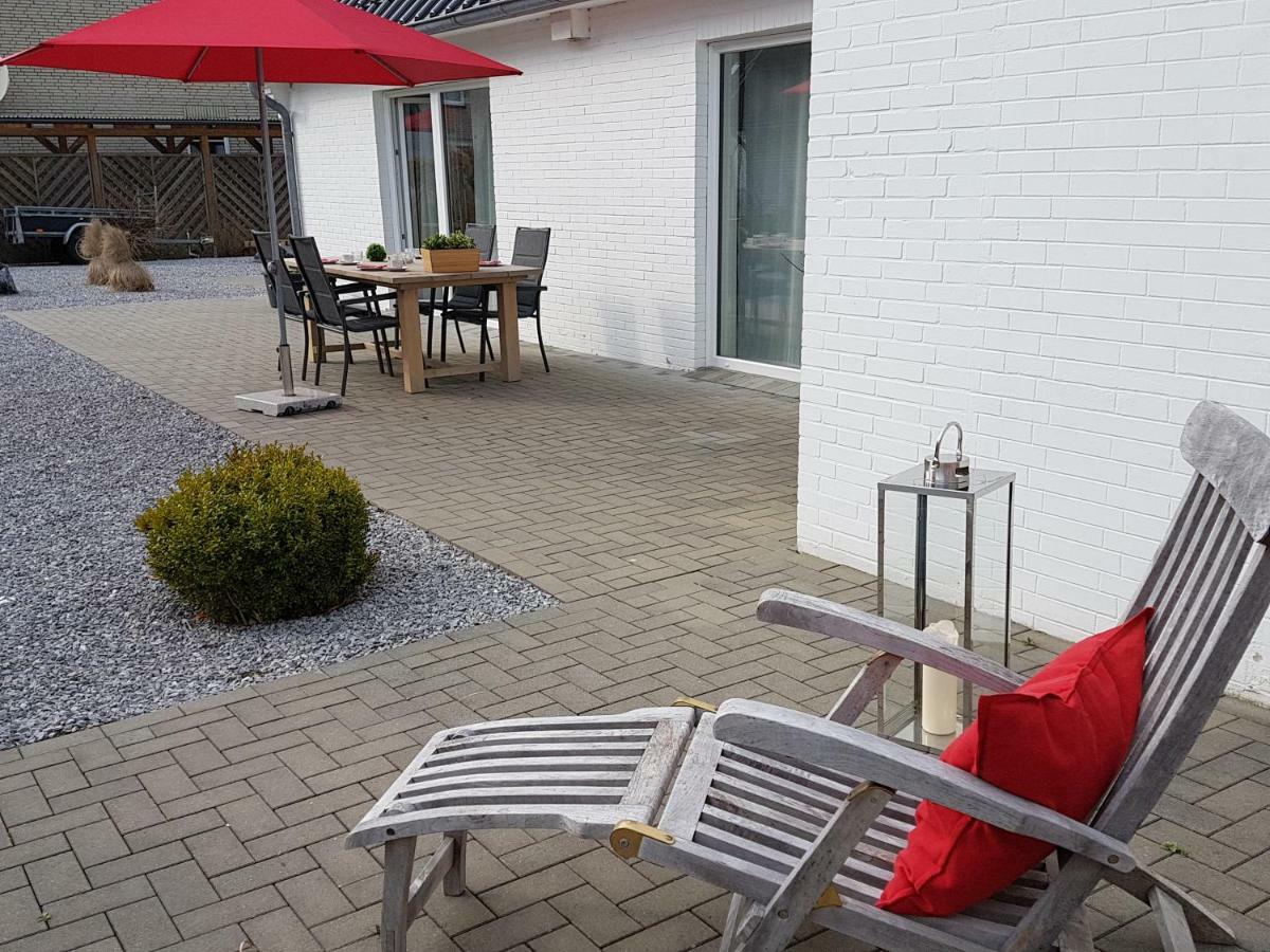 Dat Witte Hus 1 Busum Exterior photo
